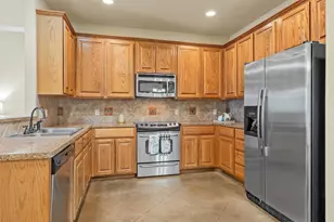 900 W Elizabeth Dr, Robinson, TX 76706 - Photo 8