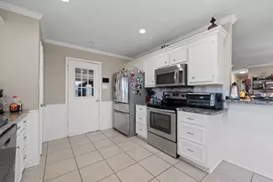 1000 Dorsey St, Burleson, TX 76028 - Photo 20