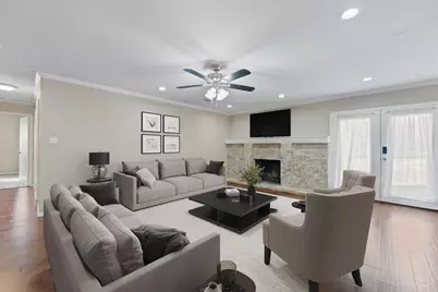 1000 Dorsey Street, Burleson, TX 76028 - Photo 2