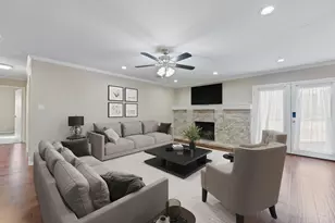 1000 Dorsey St, Burleson, TX 76028 - Photo 2