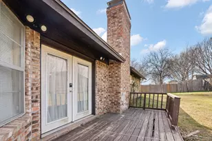 1000 Dorsey St, Burleson, TX 76028 - Photo 28