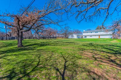 320 Cross Timbers Drive, Lewisville, TX 75077 - Photo 36