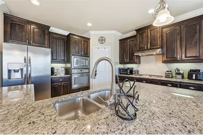 2940 Cool Water Terrace, Grand Prairie, TX 75054 - Photo 10