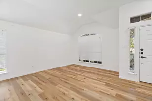 200 Valley View Dr, Waxahachie, TX 75167 - Photo 6