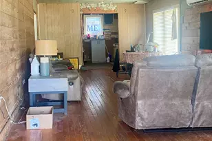 1201 W Market St, Honey Grove, TX 75446 - Photo 2