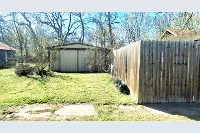 1201 W Market Street, Honey Grove, TX 75446 - Photo 12