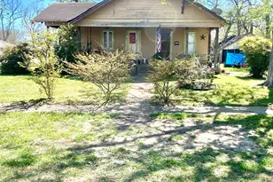 1201 W Market St, Honey Grove, TX 75446 - Photo 18