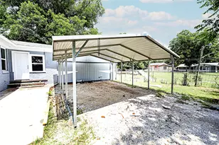 190 Trail Dr, Bowie, TX 76230 - Photo 32