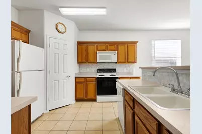 548 Linacre Drive, Fort Worth, TX 76036 - Photo 8
