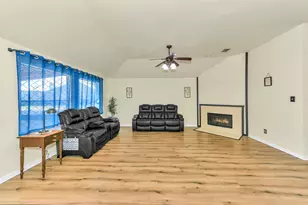 13448 Austin Stone Dr, Fort Worth, TX 76052 - Photo 12