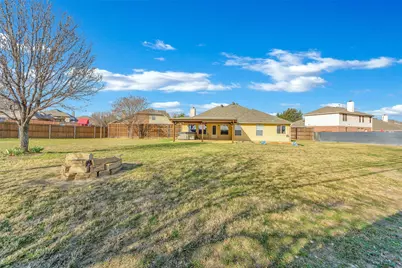 13448 Austin Stone Drive, Fort Worth, TX 76052 - Photo 38