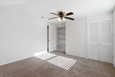 1140 Gloucester Court S, Irving, TX 75062 - Photo 20