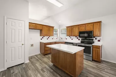 1417 Warwick Drive, Lancaster, TX 75134 - Photo 10