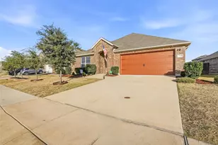 2148 Erika Ln, Forney, TX 75126 - Photo 2