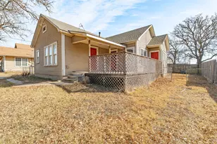 604 E Broadway St, Stephenville, TX 76401 - Photo 2