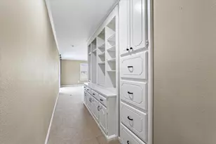 1505 Jane Ln, West, TX 76691 - Photo 16