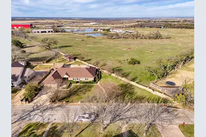 1505 Jane Lane, West, TX 76691 - Photo 34