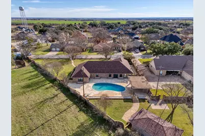 1505 Jane Lane, West, TX 76691 - Photo 32