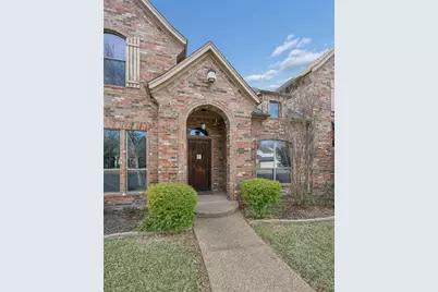2221 Farrington Lane, Hurst, TX 76054 - Photo 2