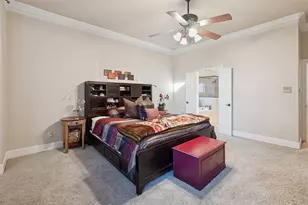 2221 Farrington Ln, Hurst, TX 76054 - Photo 18