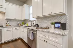 204 Wimberly St, Fort Worth, TX 76107 - Photo 14