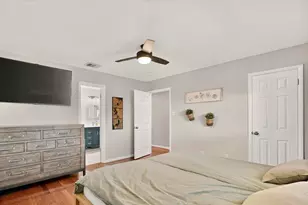 766 S Manus Dr, Dallas, TX 75224 - Photo 18