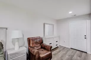 709 Dallas St, Grand Prairie, TX 75051 - Photo 20