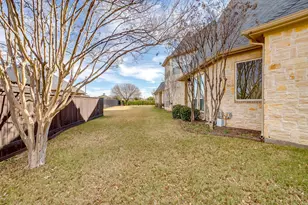 2414 Vineyard Dr, Granbury, TX 76048 - Photo 18