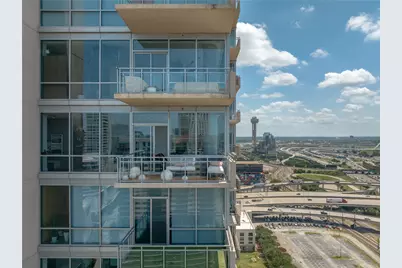 2200 Victory Avenue #2207, Dallas, TX 75219 - Photo 30