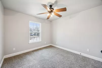 704 E Jefferson Street, Waxahachie, TX 75165 - Photo 18