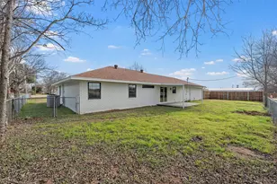 608 S Colorado St, Whitney, TX 76692 - Photo 22