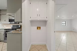 608 S Colorado St, Whitney, TX 76692 - Photo 14