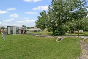 5413 Tin Top Hwy, Granbury, TX 76048 - Photo 16