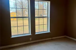 367 5th St, Deport, TX 75435 - Photo 10