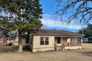 367 5th St, Deport, TX 75435 - Photo 1