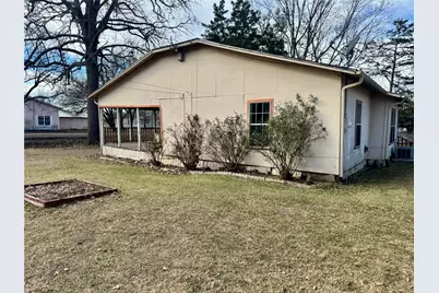 367 5th Street, Deport, TX 75435 - Photo 12