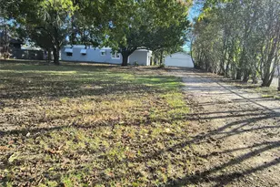 105 Mesa Dr, Mabank, TX 75156 - Photo 1