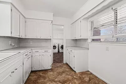 1705 Charlottsville Drive, Ennis, TX 75119 - Photo 12