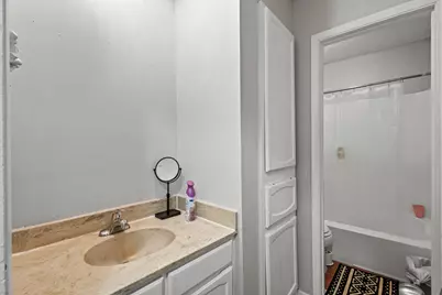 1402 S Carrier Parkway #310, Grand Prairie, TX 75051 - Photo 8