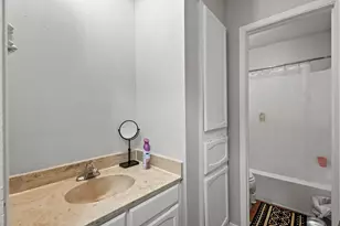 1402 S Carrier Pkwy, Grand Prairie, TX 75051 - Photo 8