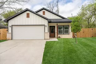 707 N Wilhite St, Cleburne, TX 76031 - Photo 2