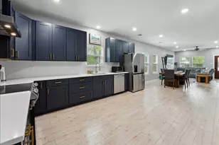 707 N Wilhite St, Cleburne, TX 76031 - Photo 16