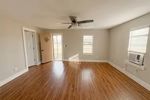 412 W Beech St, Celina, TX 75009 - Photo 4