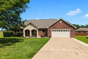 104 Blake St, Mabank, TX 75147 - Photo 1