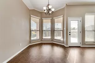 405 Arbor Lawn Dr, Burleson, TX 76028 - Photo 12