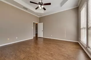 405 Arbor Lawn Dr, Burleson, TX 76028 - Photo 8