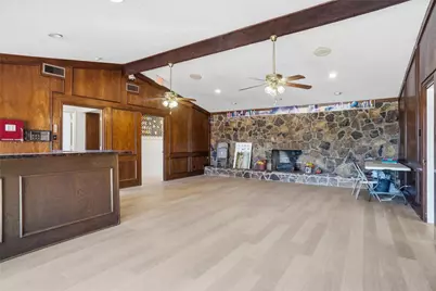 2105 W Shady Grove Road, Irving, TX 75060 - Photo 6