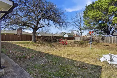 2105 W Shady Grove Road, Irving, TX 75060 - Photo 20