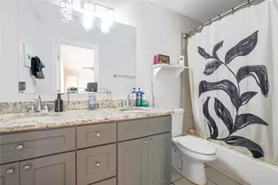 200 W Greenbriar St, Robinson, TX 76706 - Photo 18