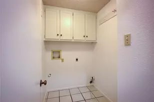 2717 Lucas Dr, Arlington, TX 76015 - Photo 30